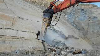 Hydraulic breaker Atlas Copco HB4700 on Hitachi Zaxis 670LCH