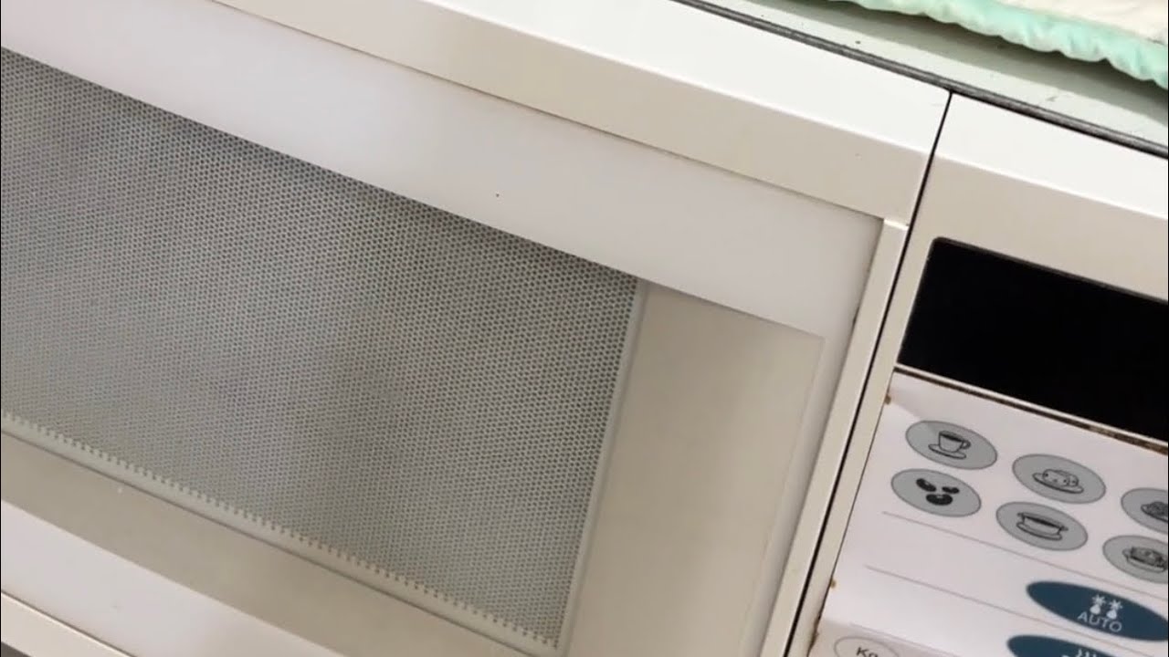 Microwave cleaning hack 