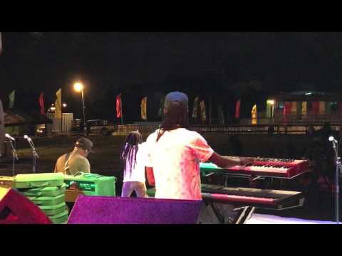 R-light - Abi Reggae live
