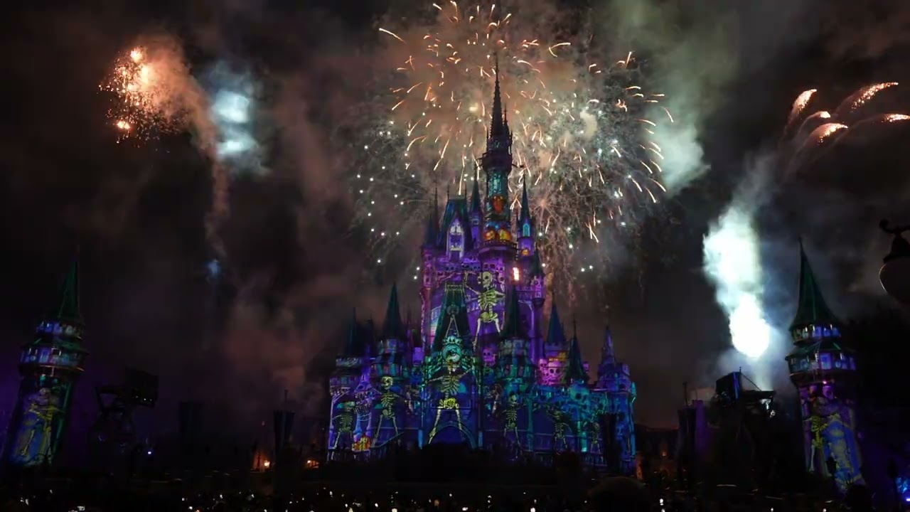 4K Disney’s Not So Spooky Spectacular Fireworks Magic Kingdom 2025