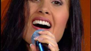Cerca mas cerca -  Melissa Barcelos