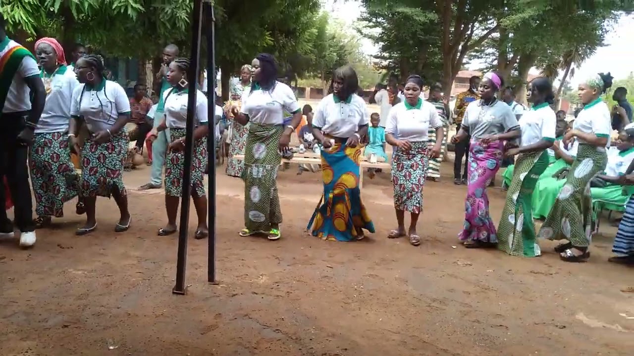 fête à la moisson à l'église de Bacodjicoronie Espérance partie 2 Restez connecté pour le reste
