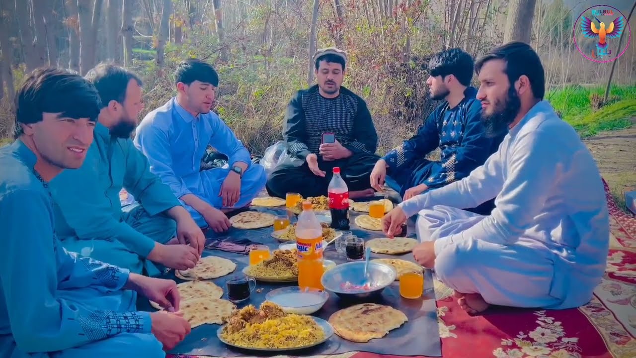 د کرکټ بریا نمانځنې په پار د لغمان ولایت الینګار ولسوالۍ څخه لیدنهVisiting From Alingar district