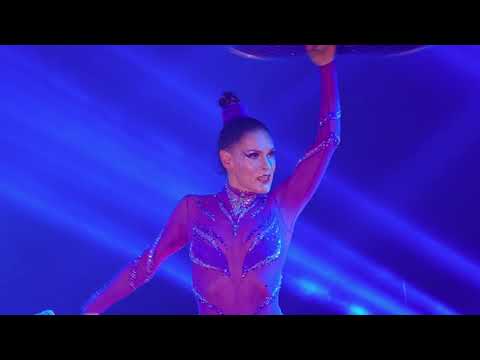 Crystal Ladies – World-Class Antipode Act | Marina & Svetlana Tsodikov