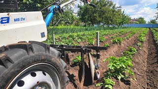 WHY I DID NOT DO THIS BEFORE when hilling potatoes with a MOTOR BLOCK WITH DISC GRINDERS AND WHEELS.