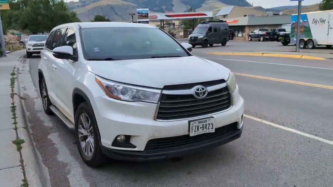 Gardiner, MT, gateway to Yellowstone National Park