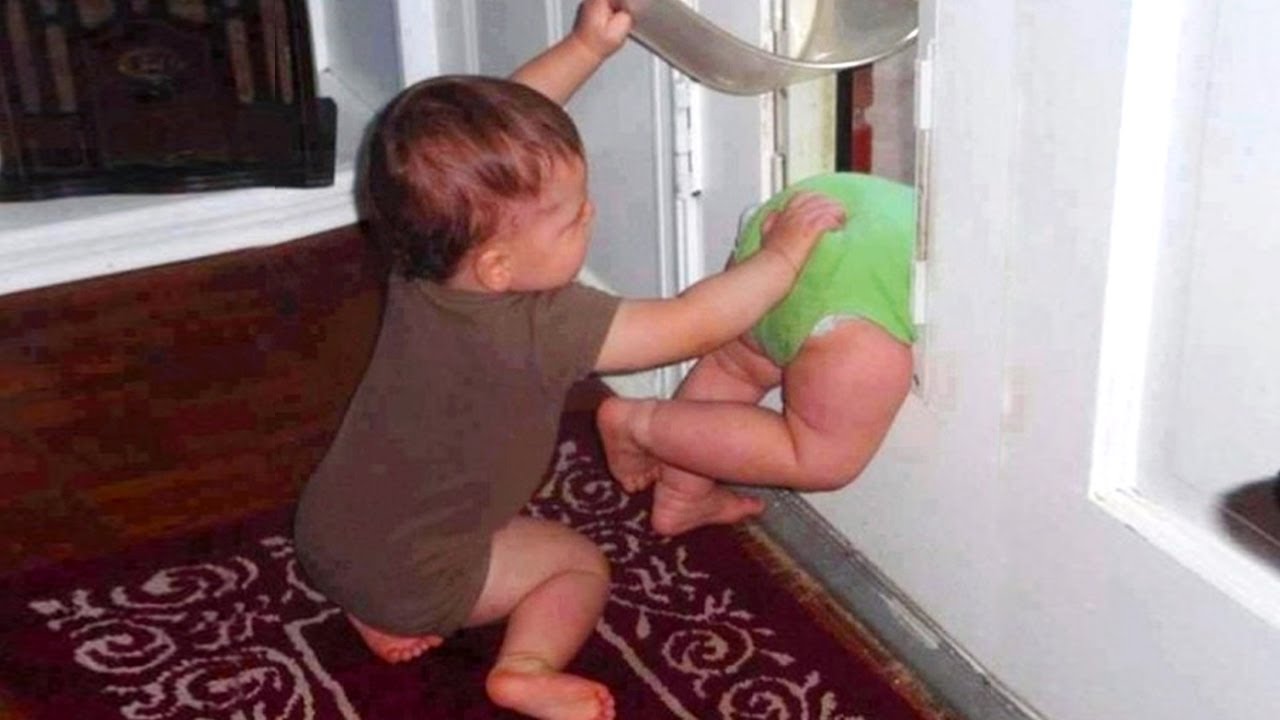 Funniest Baby Moment What Are You Doing Babies ? Cute Baby Videos