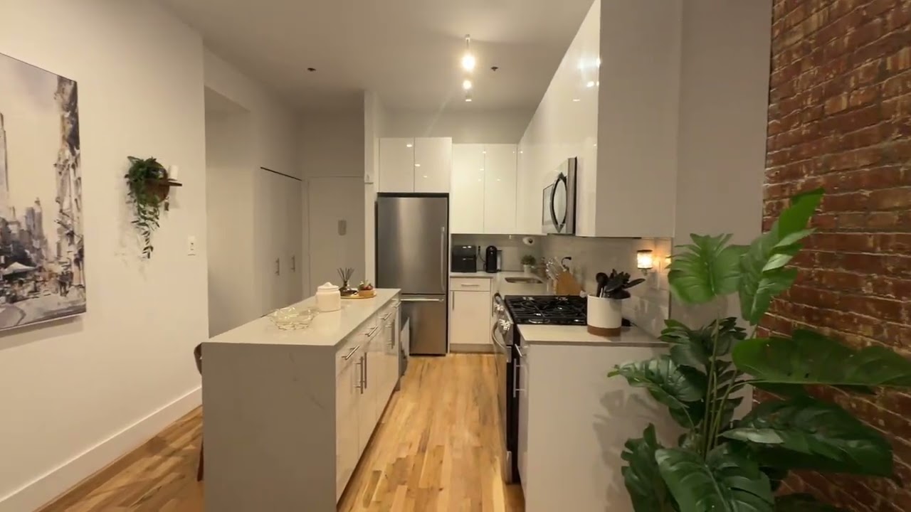 95 Horatio St - 1 Bedroom Apartment Tour (Line 27)