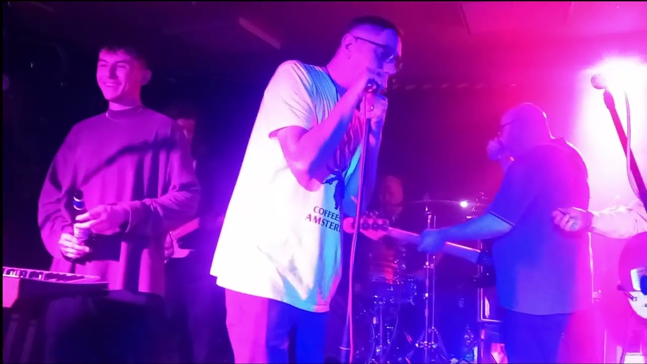 THE LOOK BACK BORES NO XMAS FOR JOHN QUAYS  AT AATMA MANCHESTER 25/10/202