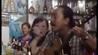 Ba Em trồng khoai lang , đào lên thấy khoai mì ......Anh Hugo chế nhạc hát vui quá !!! hahaha....