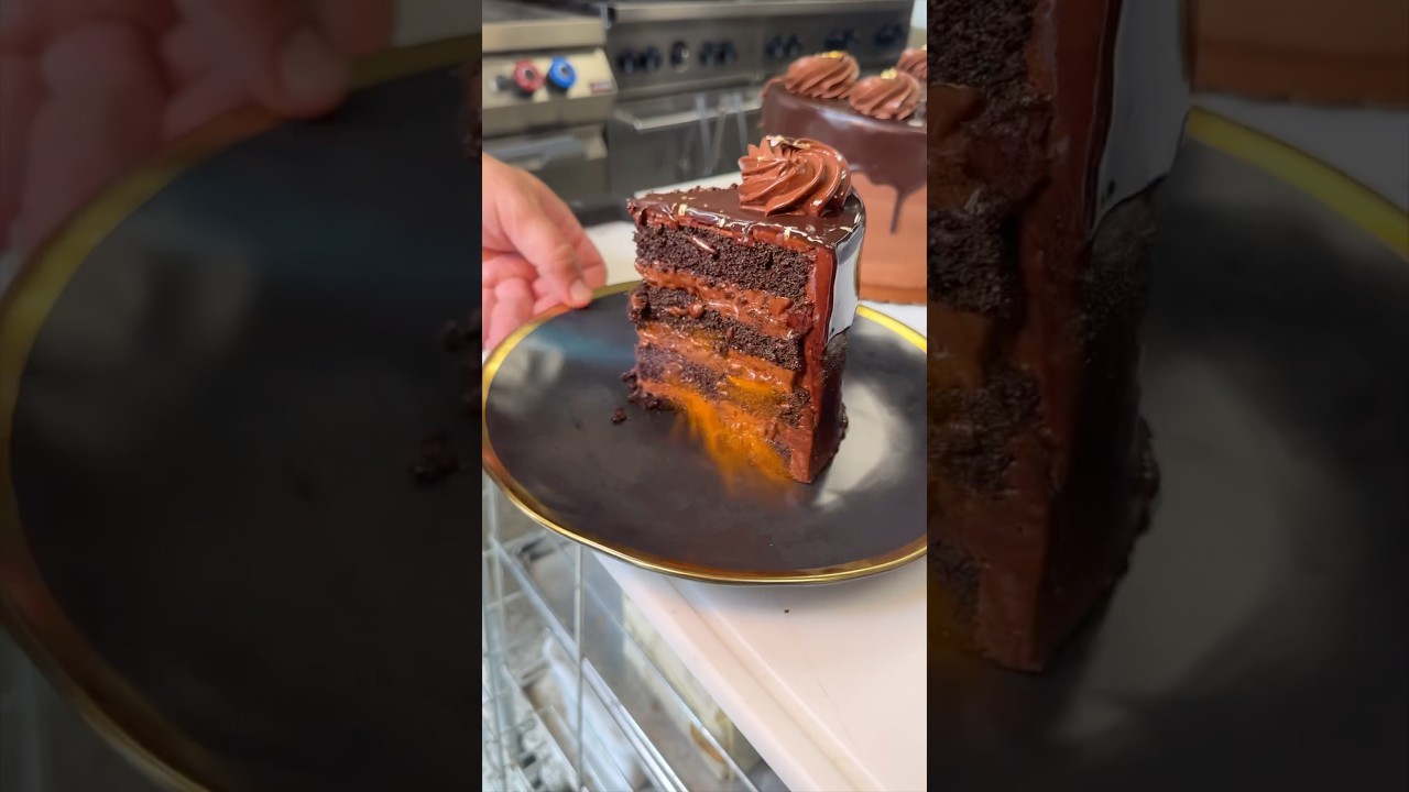 Warm, decadent CASA STELLINA CAKE from Stellina Bakery & Cafe on Long Island, NY! #DEVOURPOWER