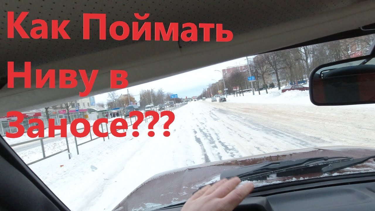 Голая на ниве