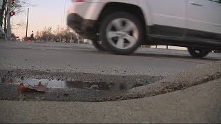New report says Michigan is $4 billion short to fix roads and bridges