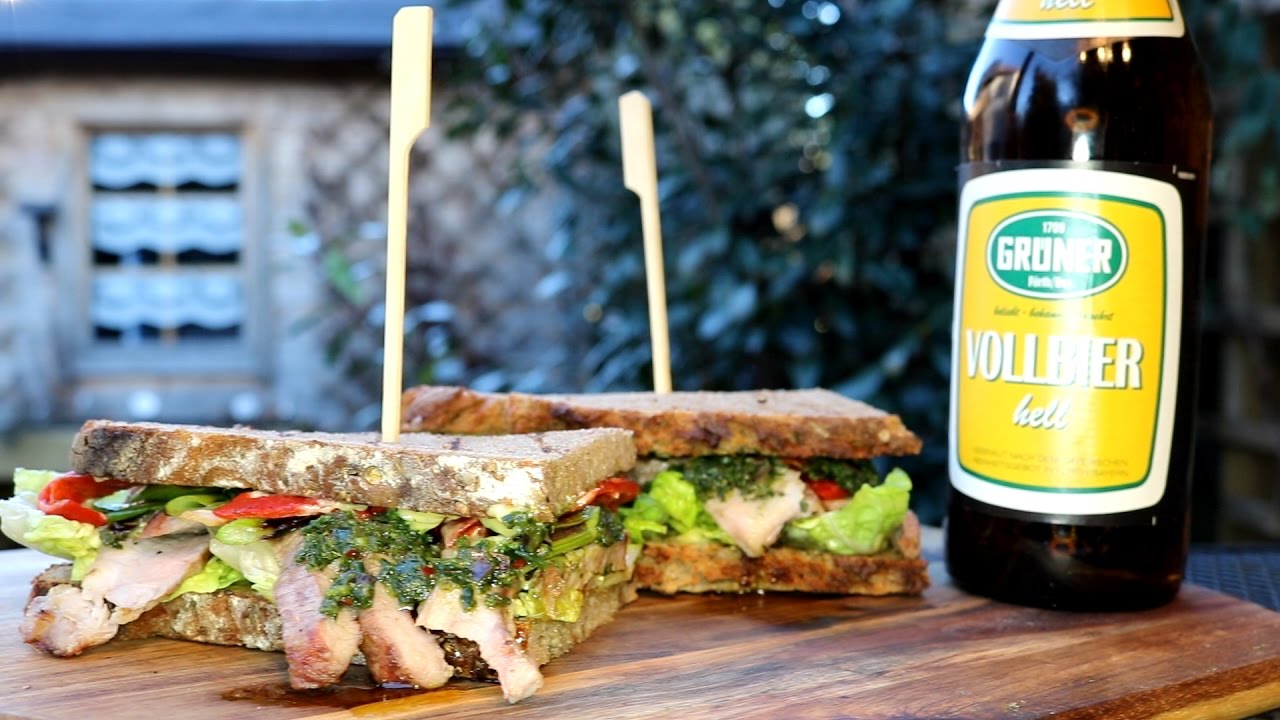 Secreto Sandwich mit Chimichurri und einer Knoblauch Pfeffer Mayonnaise