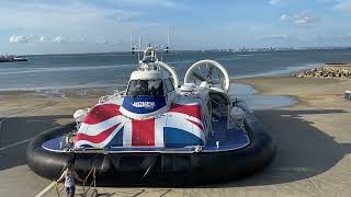 My First Hovercraft Ride! #travelswithhannahandjames #hovercraft #fastride #fastest #isleofwight