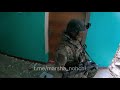 Обход бойцов ЧРИ в разрушеной русскими школе