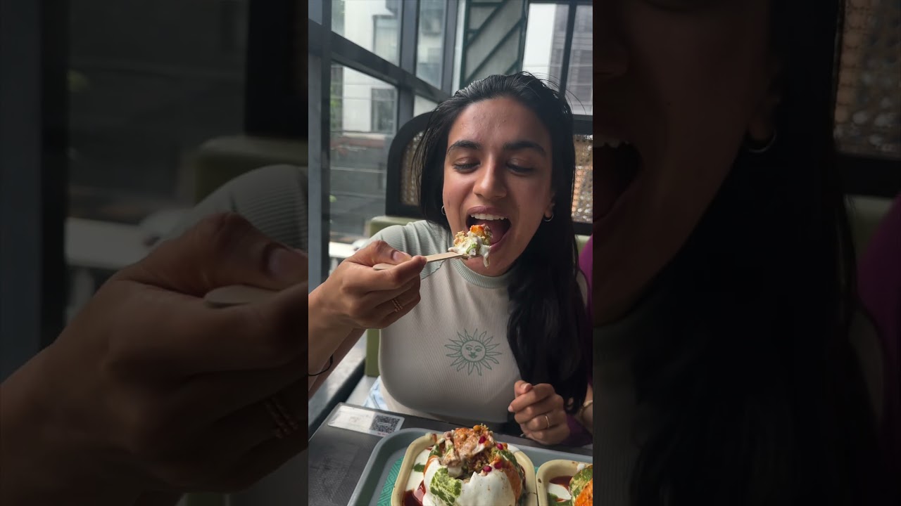 Raj Kachori & Chole Bhaturein India 🇮🇳📍Haldiram&rsquo;s #indianfood #india  #hindi