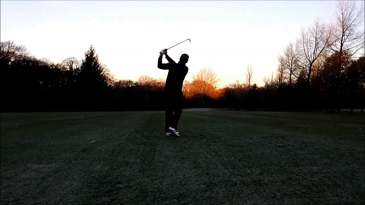 Fairwood Park Golf Club - The Pro's Guide to Playing the First Hole