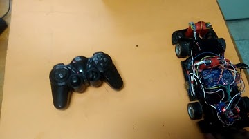 Veículo guiado por controle PS2- Arduino- Distancia vs Vibração