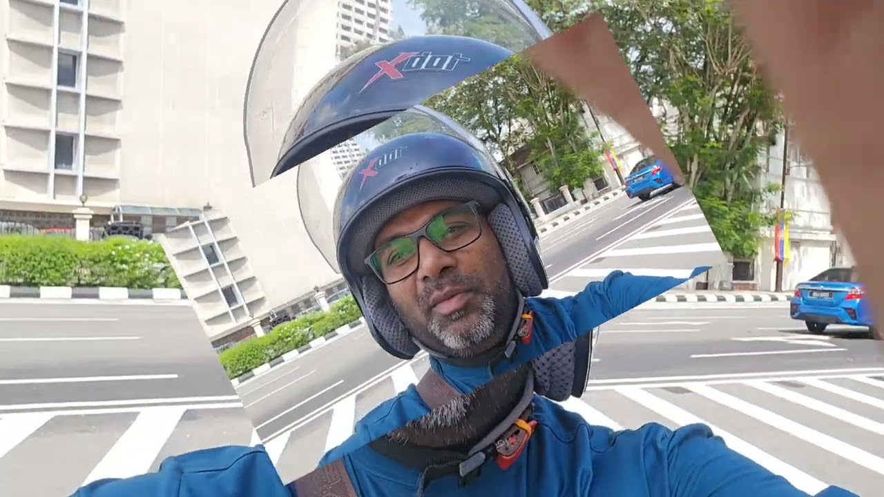 MALAYSIA KL TOWER near Masjid India ഡത്താറാൻ മെർഡേക്കാ 