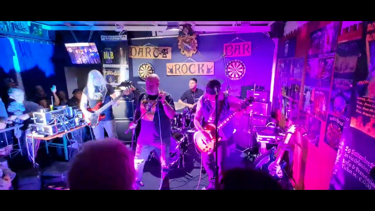 Rowan Robertson, DIO