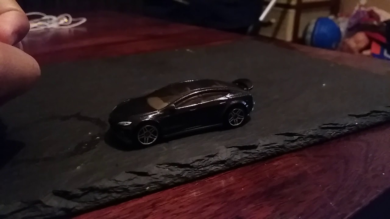 Hot wheels тесла