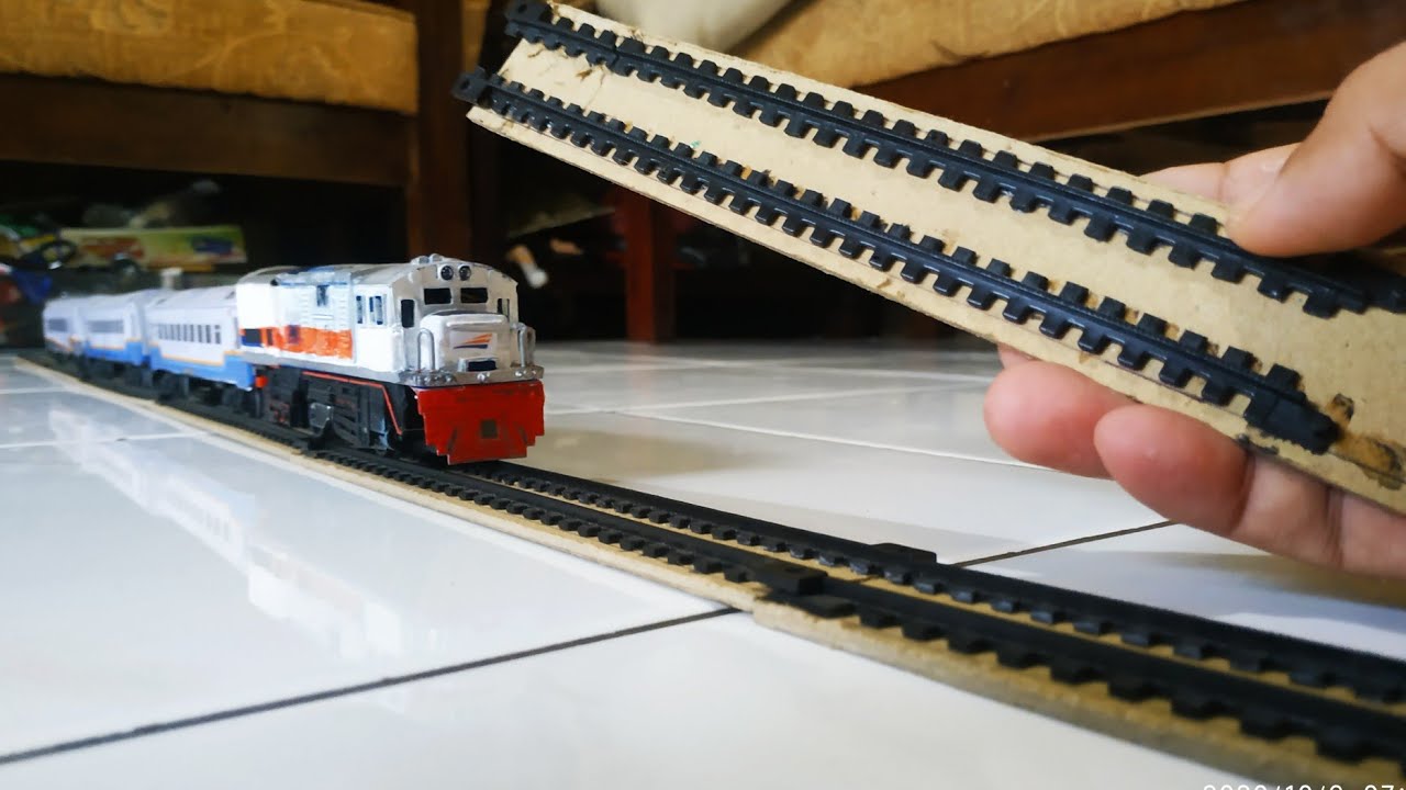 Membuat Rel Lurus Rail King Ala SLAB TRACK LRT Jabodebek. Begini Jadinya Saat dilalui Kereta Densha