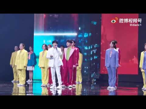 周 深 新 編 曲《 燈 火 裡 的 中 國 》現 場 版  Zhou Shen 2021.09.21  中 秋 大 灣 區 by : dianc1