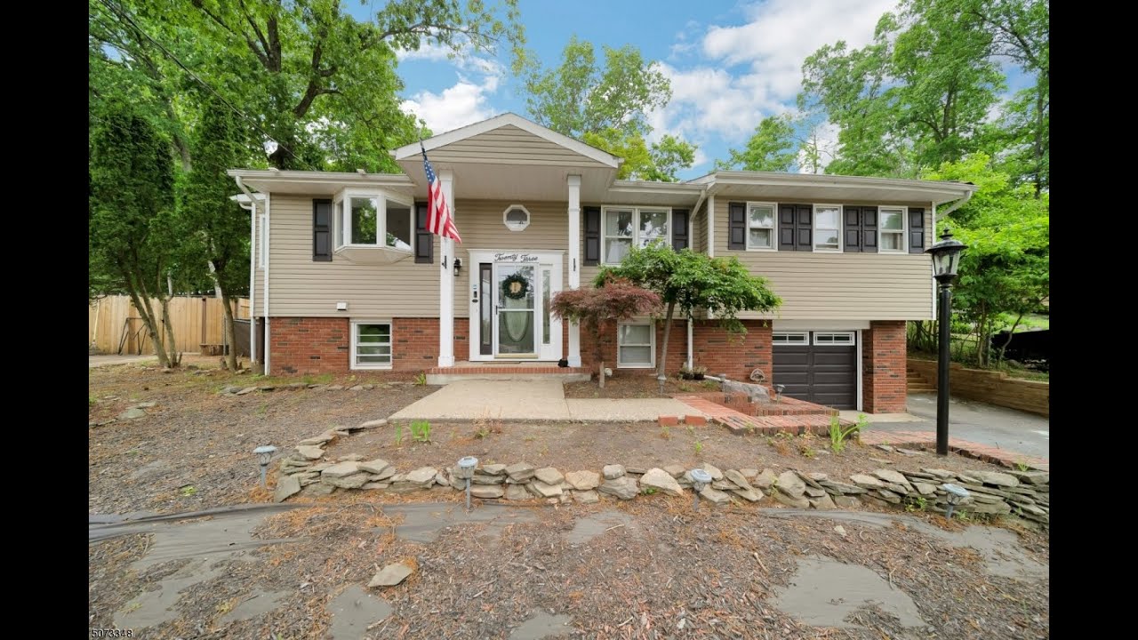 23 Seneca Ave, Rockaway, NJ 07866