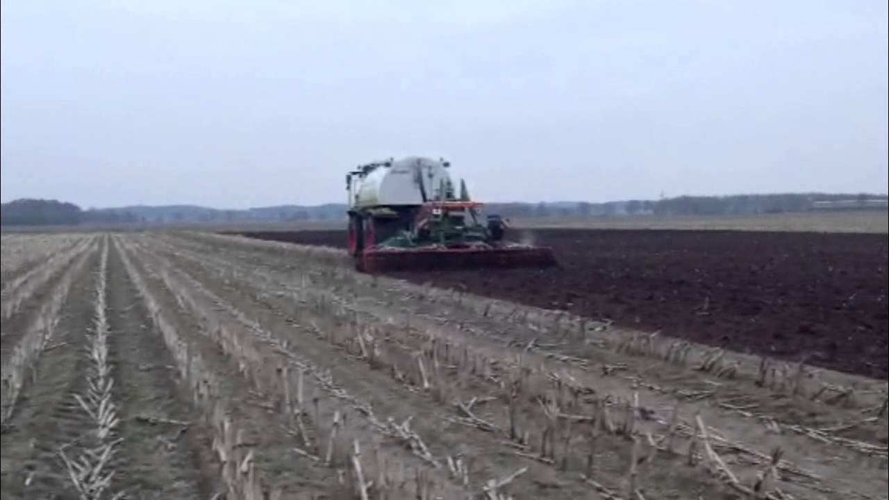 SGT Xerion met getrokken Catros bij Wittrock Trekkerweb