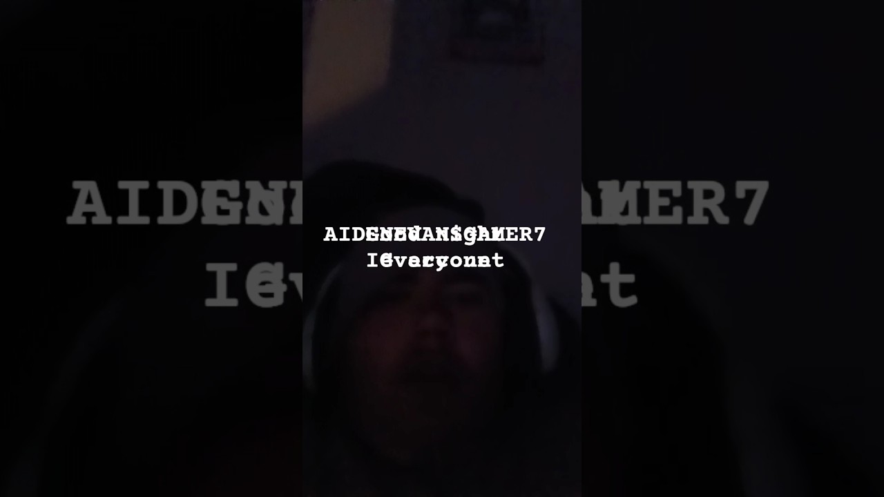 good night to my girlfriend love her sm  🥰😘😜😍❤️ and chat and IG account in description follow back