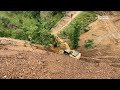 No Room for Mistakes! Komatsu Excavator Builds Extreme Mountain Road on the Edge