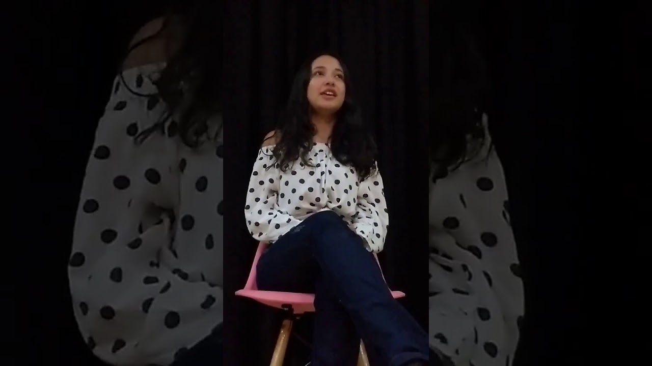 Entrevista com a atriz Sophya.