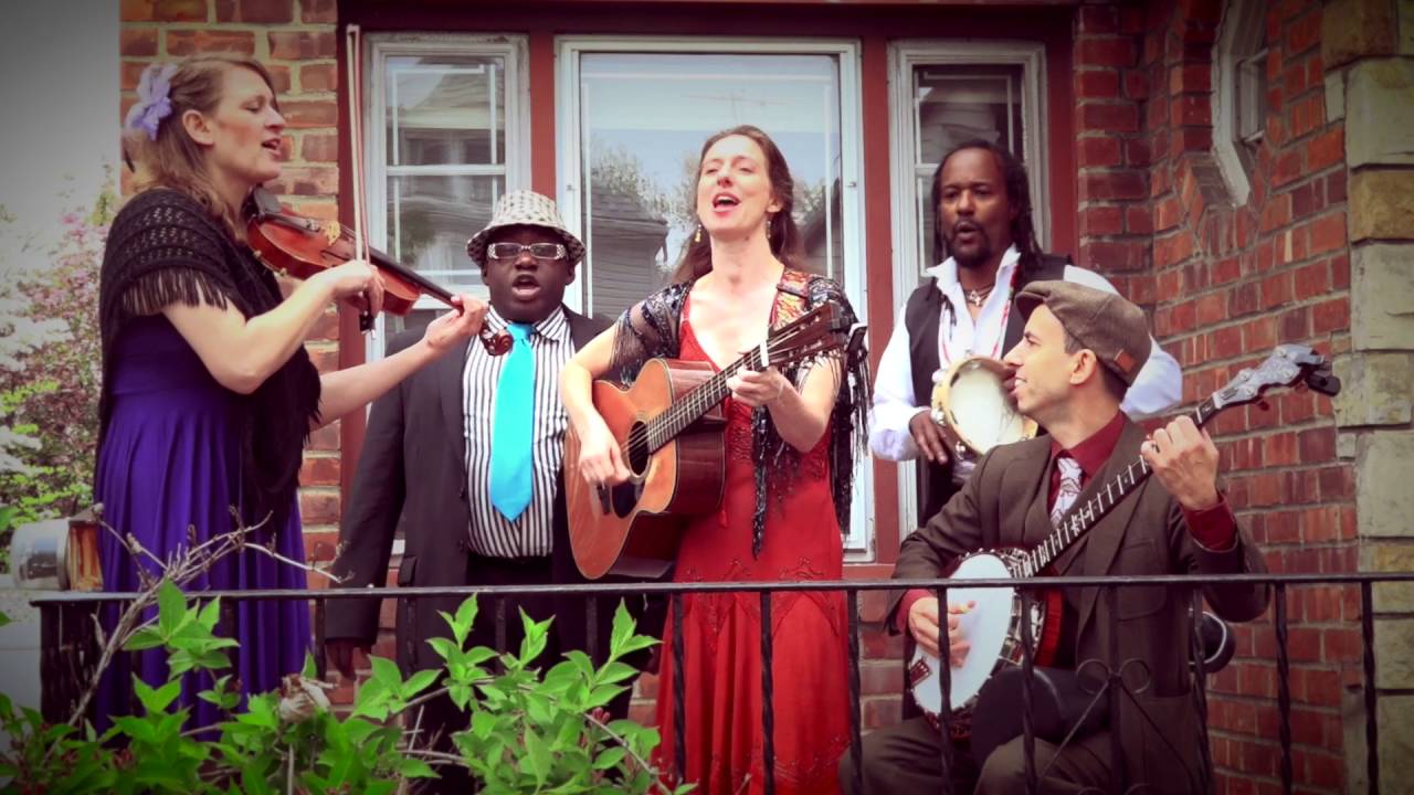 Banjo Nickaru & Western Scooches - The Scooches - 2016 sizzle reel adlı videoyu YouTube'da izle Banjo Nickaru & Western Scooches - The Scooches - 2016 sizzle reel adlı videoyu YouTube'da izle