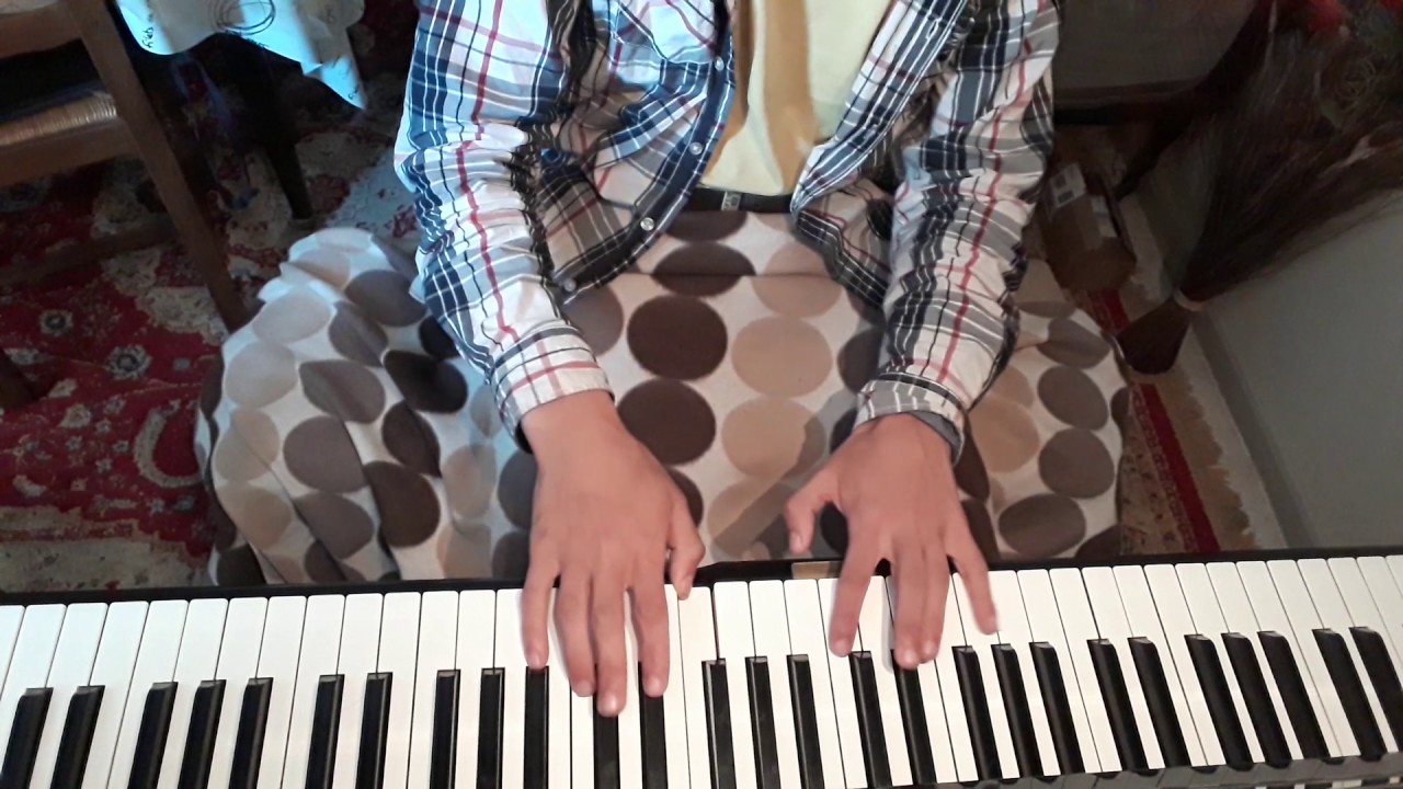 Le Lac des cygnes de tchaikovski piano tutorial - YouTube