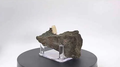 Apatite with Chlorite