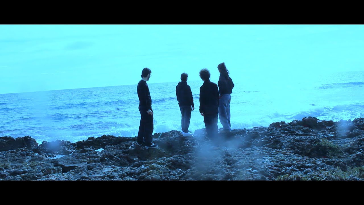 Underdogs - Feeling Blue (Official Video)