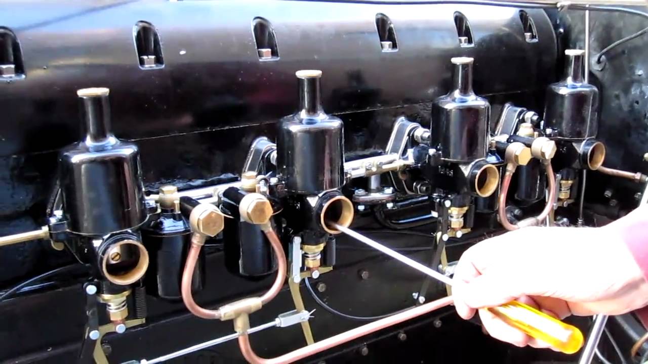 Delage Engine Running