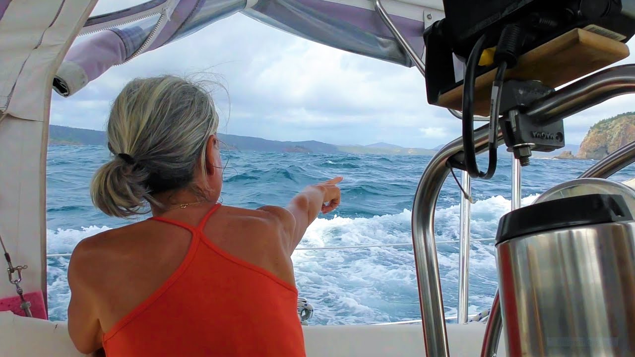 Avoiding Rolly Nights – KEEPING ADVENTURES IN OUR SIGHTS (Sailing SV Sarean) EP. 64