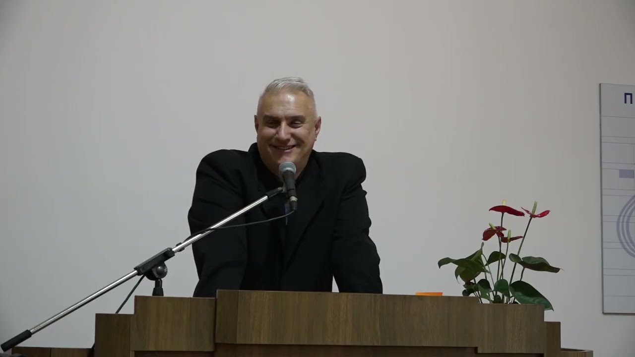 Ангел или Бог?