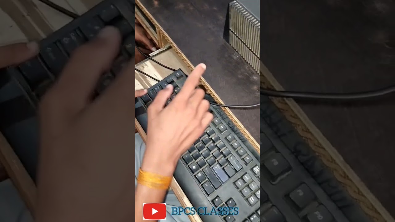 MS word me text Highlight colour option ka use 