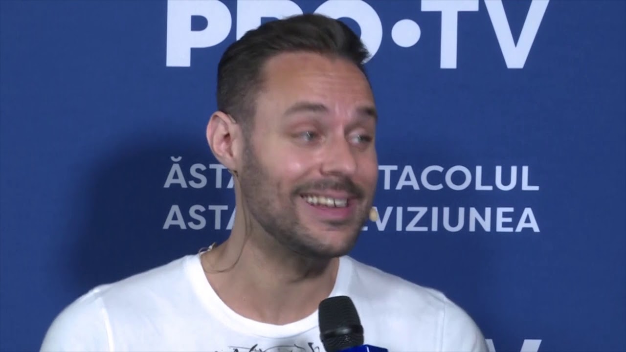 Unul dintre cei mai cunoscuti comedianti din lume, Jeff Leach promise rings