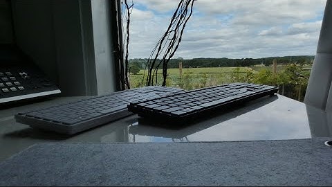 Accuratus 301 - USB Full Size Super Slim Multimedia Keyboard