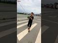 Cậu nhóc ra dây cho diều bay cao quá nhìn mãi mới thấy #kite #pipa在台灣 #layangan #kiteflying #uçurtma