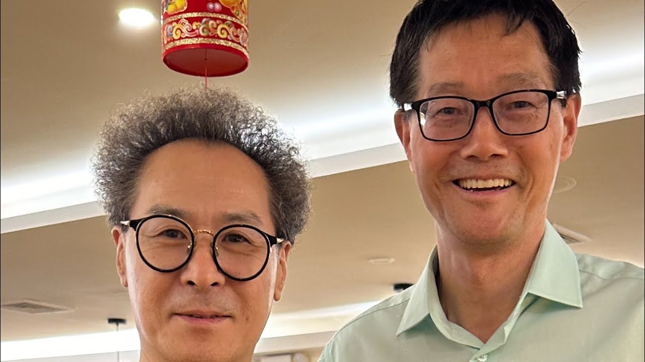 [ 快訊 ]美國華爾街卫視/ 記者/ 現在報導：歡迎上海京剧团李軍团队宴會上⋯⋯⋯⋯。 - YouTube