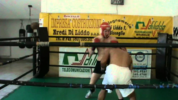 Gymnasia One Bisceglie - Maestro di boxe Michele R...