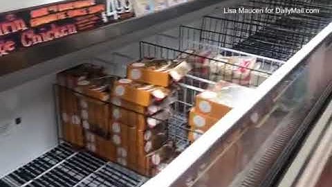 Lines grow with panic shoppers at Trader Joe