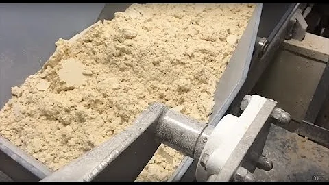 This is how the matzo is made