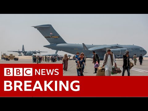 Explosion outside Kabul airport in Afghanistan - BBC News
