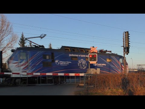 Železniční přejezd Kolín dílny - 11.3.2022 / Czech railroad crossing